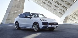 Porsche’nin Yeni Hybrid Aracı – Cayenne E-Hybrid