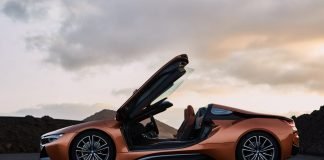 BMW i8′ e 4. Kez Uluslararası Yılın En İyi Motoru Ödülü