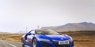 HONDA NSX Hala 1 Numara!