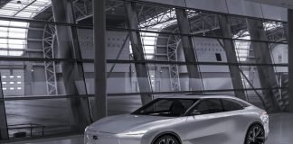 ELEKTRİKLİ INFINITI Qs INSPIRATION ŞANGAY’ DA