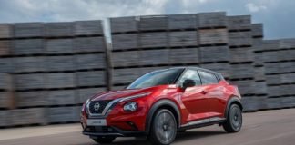 Yeni NISSAN JUKE! Hazır mısınız? Nissan JUKE, 19 inç alaşım jantlar ve coupé tarzı 'yüzer tavan' tasarımına dikkat çekiyor