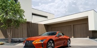 Lexus LC Yeni Rengiyle Daha da Büyüleyici Lexus LC Blazing Carnelian