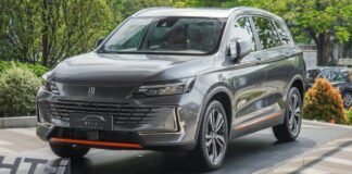 SKYWELL’in 1.267 Km Menzile Sahip Yeni Hibrit Modeli Tanıtıldı