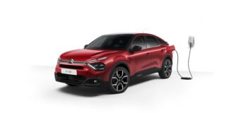CITROËN Ë-C4 LANSMANA ÖZEL FARK YARATAN FİYATIYLA TÜRKİYE’DE BENZİNLİ FİYATINA ELEKTRİKLİ AYRICALIĞI!