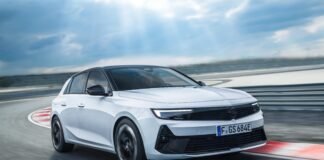 Yeni Opel Astra GSe ve Astra Sports Tourer GSe tanıtıldı