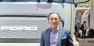 Ford Trucks’ta Bayrak Değişimi