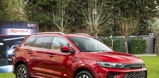 İtalyan SWM G01 ve G01F için 2 bin kişi sırada