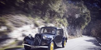 CİTROEN’İN PARİS’TE GÖRÜCÜYE ÇIKARDIĞI MODELİ TRACTİON AVANT, BU YIL 90 YAŞINI KUTLUYOR