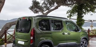 PEUGEOT’NUN TÜM HAFİF TİCARİ ARAÇLARI YENİLENDİ!