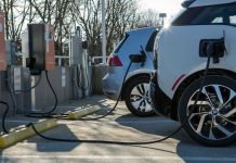 Türkiye’de Benzinli Araçlara Talep Liderliğini Koruyor, Elektrikli Araçlara Geçiş Temkinli