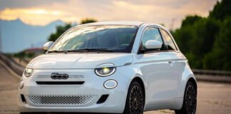 Yeni Fiat 500 Hibrit, manuel şanzımanıyla tanıtıldı!