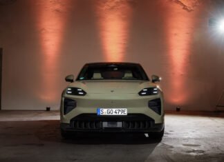 Bir İkondan İlham Alan Performans: Yeni yüzde 100 Elektrikli Cayenne Coupé